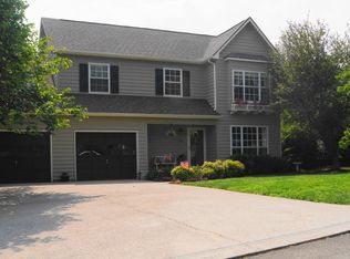 1505 Randall Park Dr, Knoxville, TN 37922