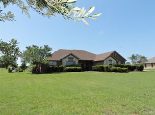 1025 Savannah Ln, Kaufman, TX 75142