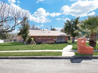 154 Shadow Hill Dr, San Antonio, TX 78228