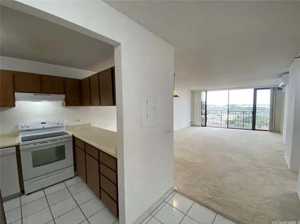 98-501 Koauka Loop APT A1008, Aiea, HI 96701