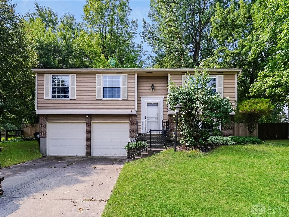 1st image of 6955 Fallen Oaks Dr