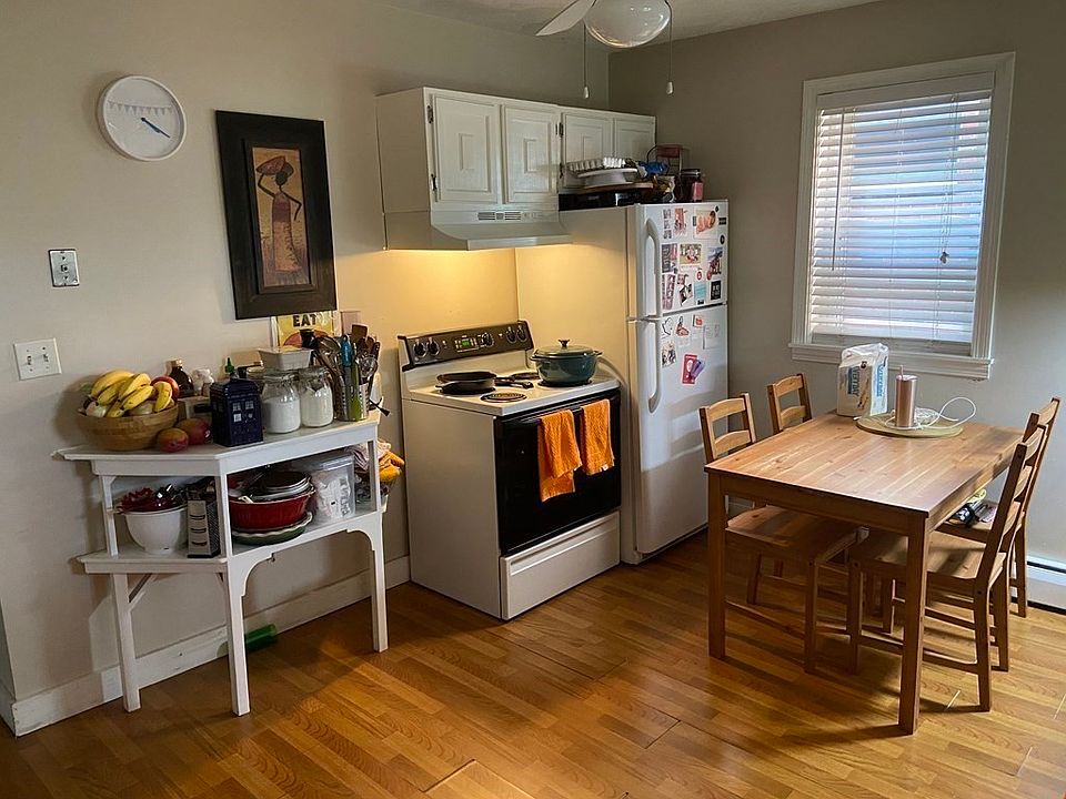 1st image of 10 Rena St #1
