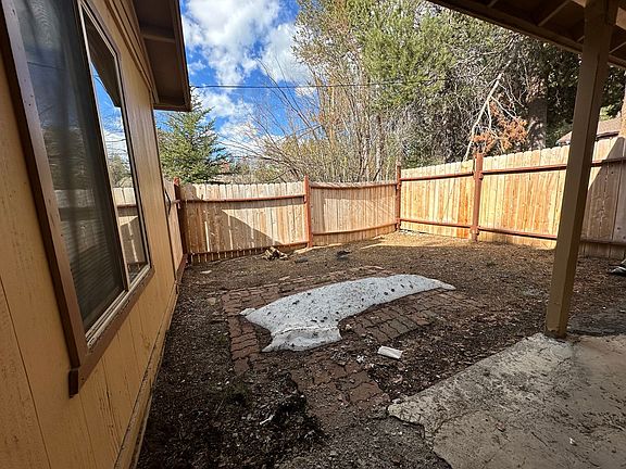 3rd image of 1238 Lester St #2