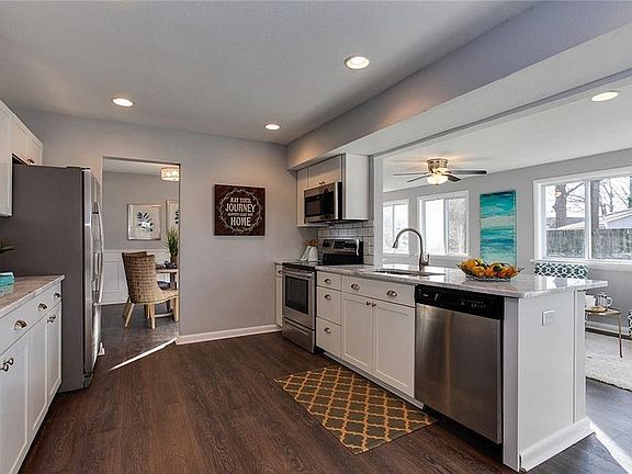 4th image of 305 Eastwood Cir