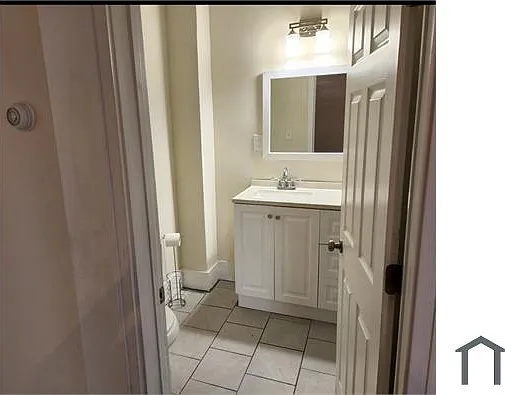 1 bed, 800 sqft, $1,600 — Photo 4