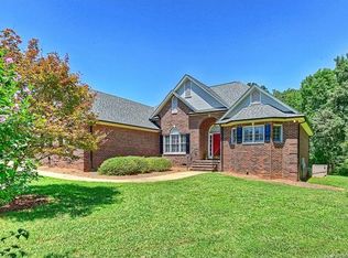 5800 Meadowmere Dr, Monroe, NC 28110