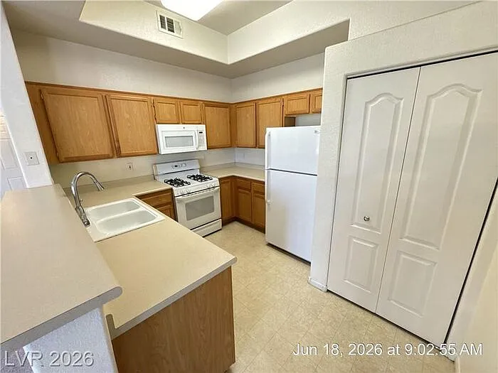 700 Carnegie St #3412 — Photo 12