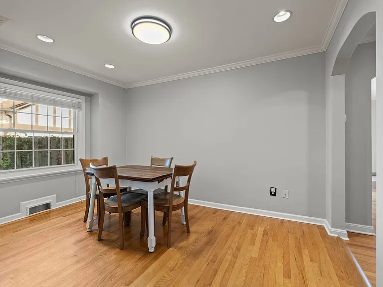 181 Amazon Pl — Photo 13