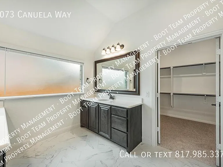 1073 Canuela Way — Photo 26