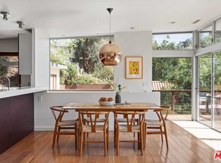 8320 Yuma Pl, Los Angeles, CA 90046