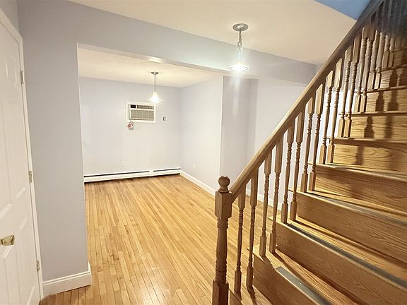 5th image of 25 Gordon St