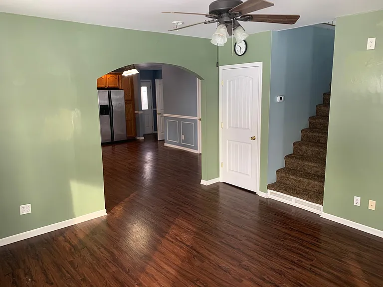 271 Barnum St — Photo 9