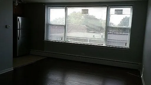 2 bed, 950 sqft, $1,580 — Photo 2