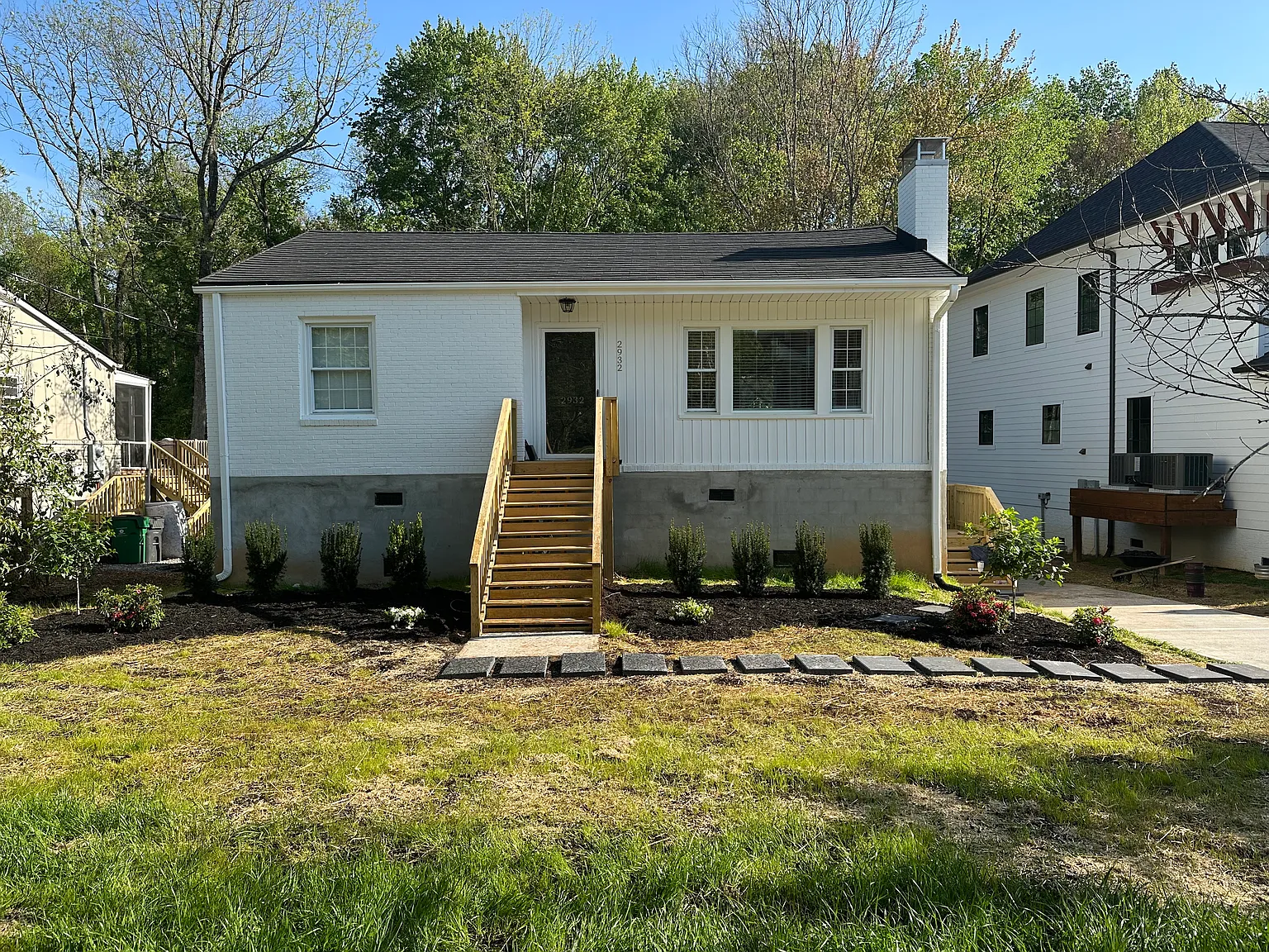 2932 Hanson Dr — Photo 1