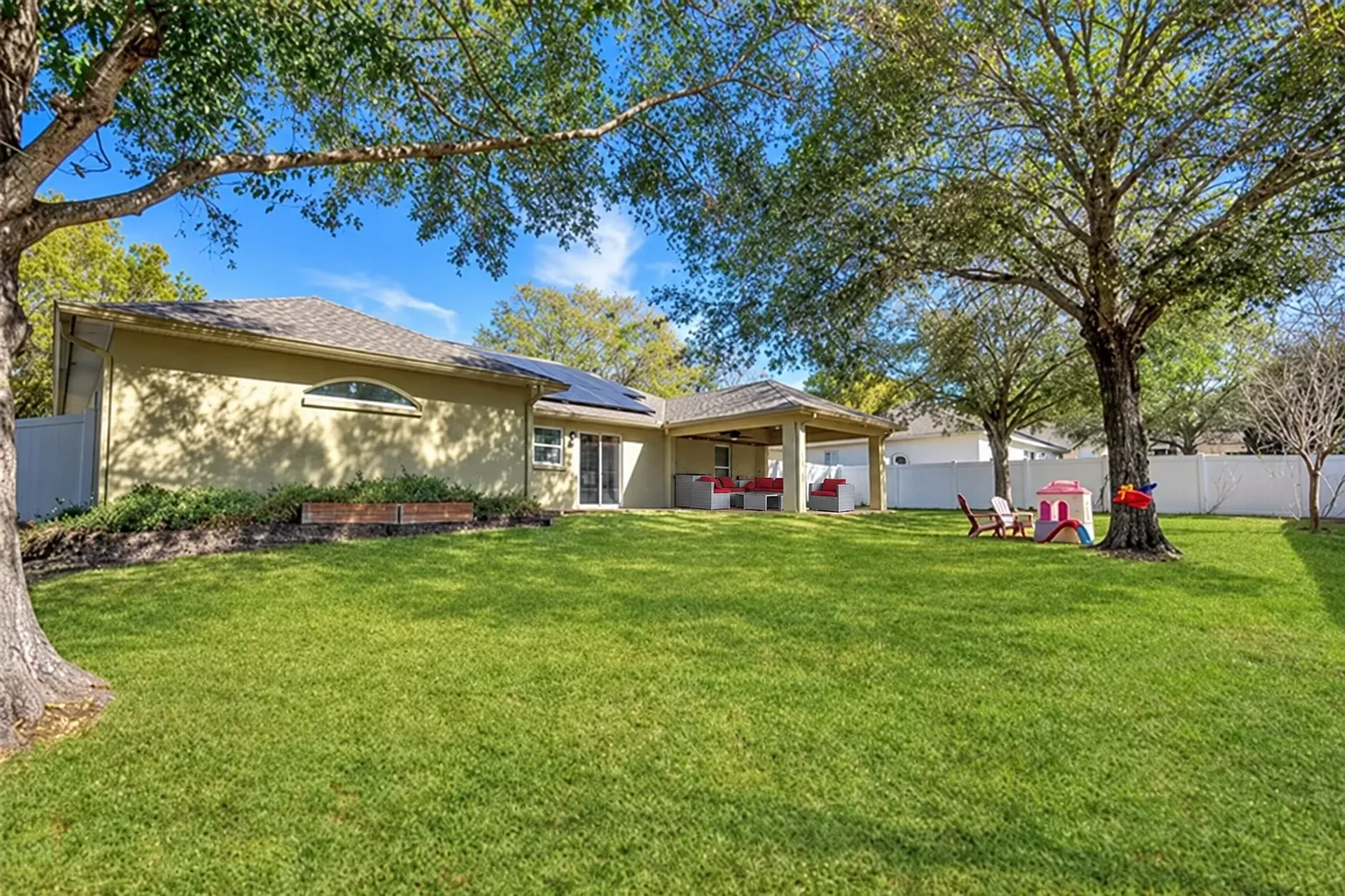 3 bed, 1778 sqft, $2,800 — Photo 3