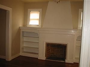 2nd image of 2607 Palm St