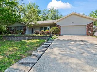 9 Blackberry Run, Springfield, IL 62704