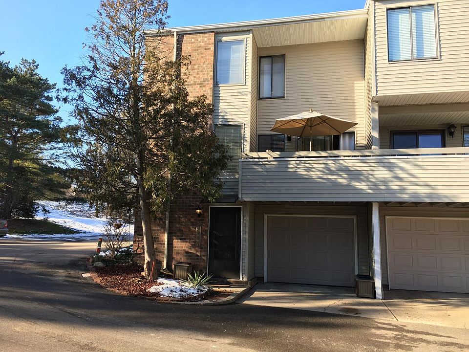 1st image of 2997 Chapshire Dr SE