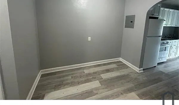 2 bed, $1,800 — Photo 2
