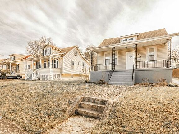3rd image of 4809 Arabia Ave