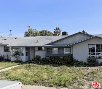 15810 Chatsworth St, Granada Hills, CA, 91344