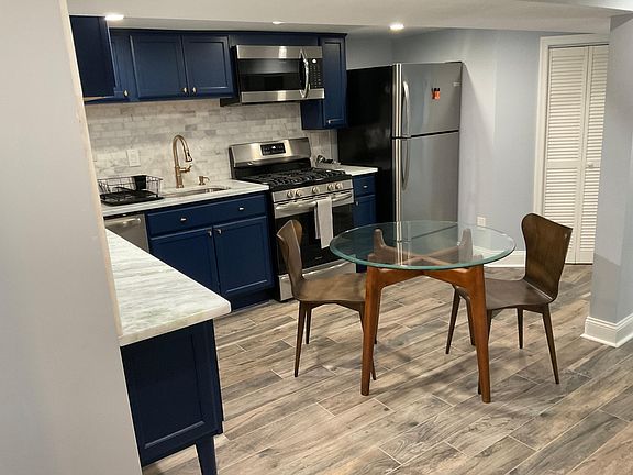 Fully Equipped Kitchen and Dining area