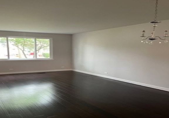 4th image of 1371 Grayshire Ct