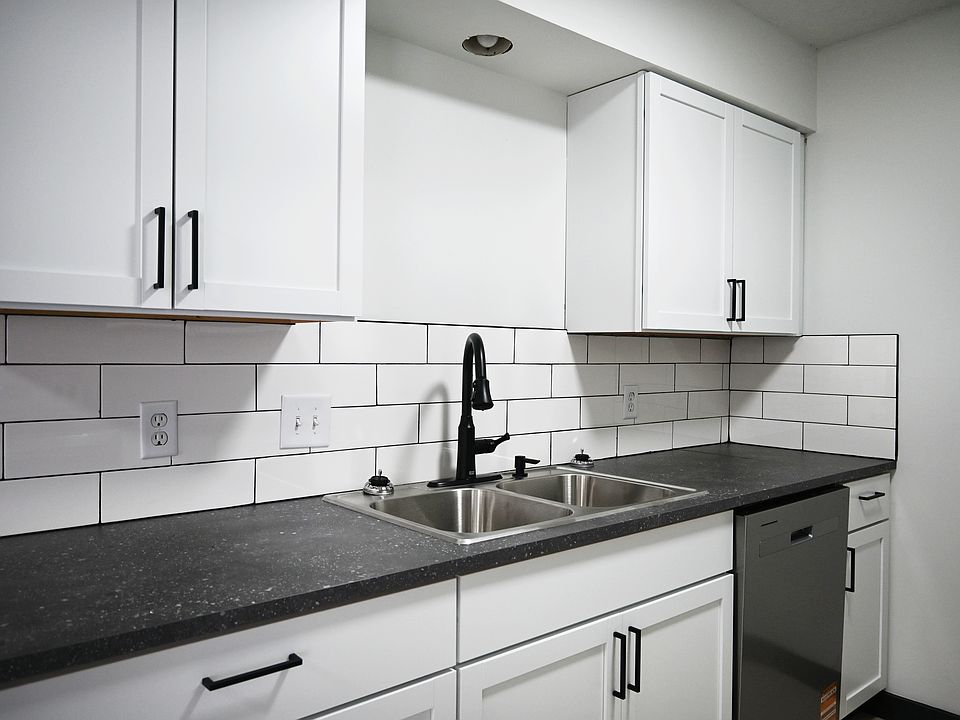 White subway tile in kitchen at Cielo 120.