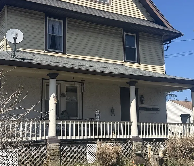 48 N Sproul Rd #3 — Photo 1