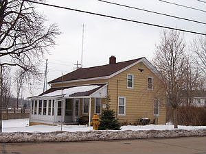 2nd image of 33330 Bainbridge Rd