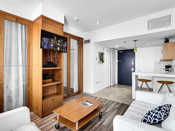 4th image of 100 Collins Ave #203
