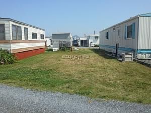1st image of 2 Bay Overlook Ln