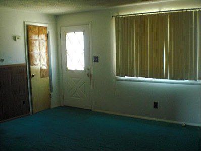 2nd image of 121 Bayview Ave