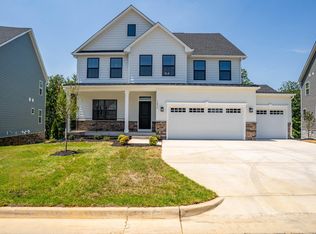 7236 Fairway Ridge Cir, Salem, VA 24153