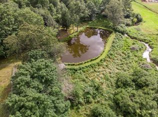 Burkes Garden Rd, Tazewell, VA 24651
