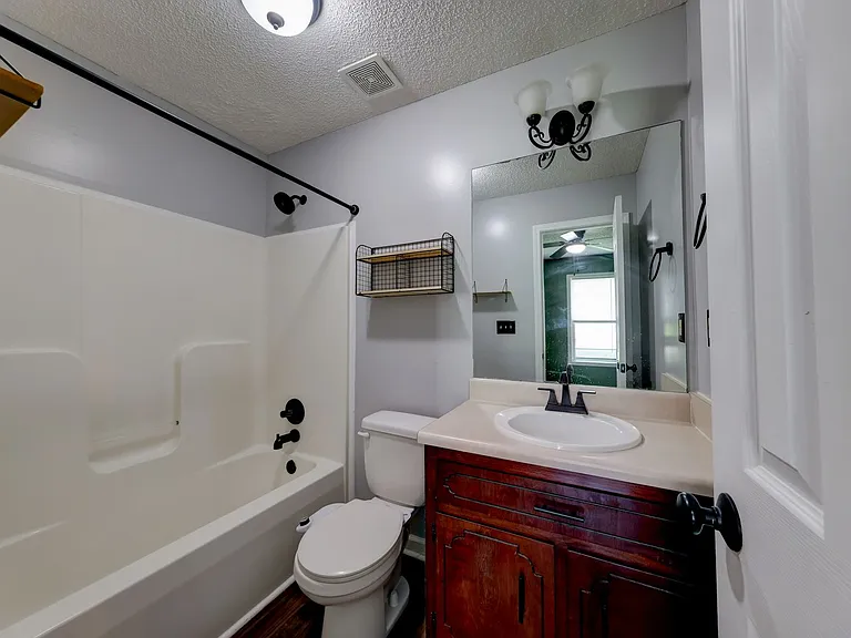 3253 N Senseney Cir — Photo 56