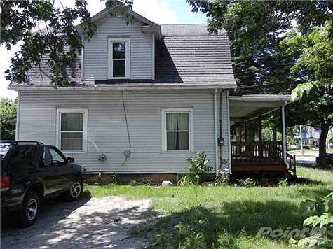 2nd image of 117 W Barnes Ave