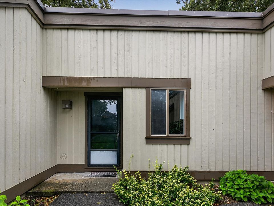 1st image of 72 Heritage Hills #B