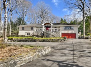 363 Cascade Rd, Stamford, CT 06903