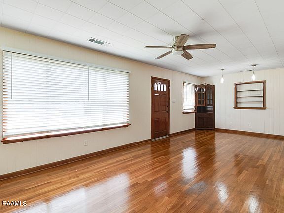 4th image of 141 Whittington Dr