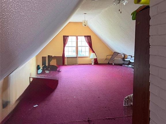 5th image of 43 Countess Ave