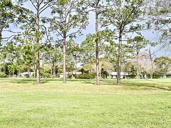 3rd image of 600 Domenico Cir Unit B6