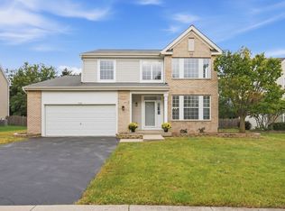 705 Silver Leaf Dr, Joliet, IL 60431