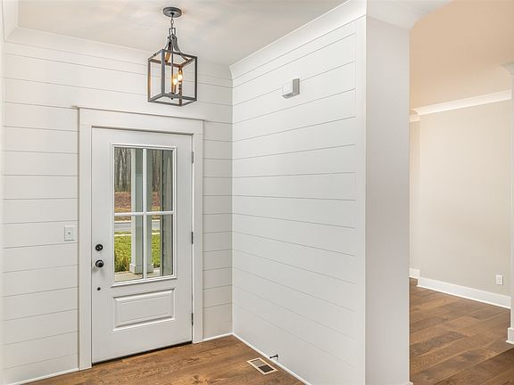 3rd image of 5016 Grove Park Ct NE Lot 3