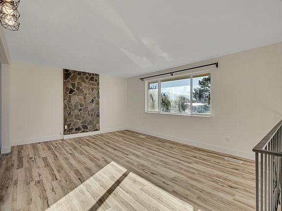 4th image of 3814 W Mansfield Cir