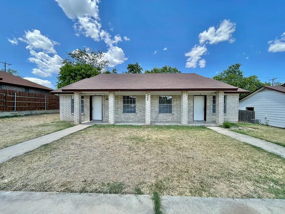 217 E Beeline Ln