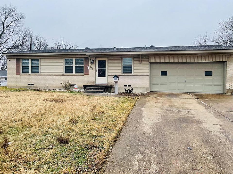 1st image of 513 Birchwood Cir