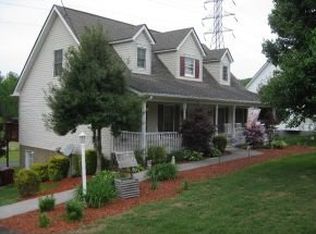 917 Cedar Grove Rd, Johnson City, TN 37601