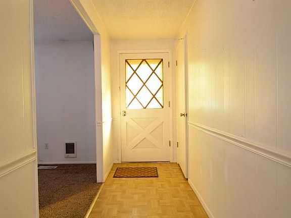 2nd image of 180 W Crowley St