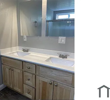 3 bed, 1000 sqft, $2,980 — Photo 3